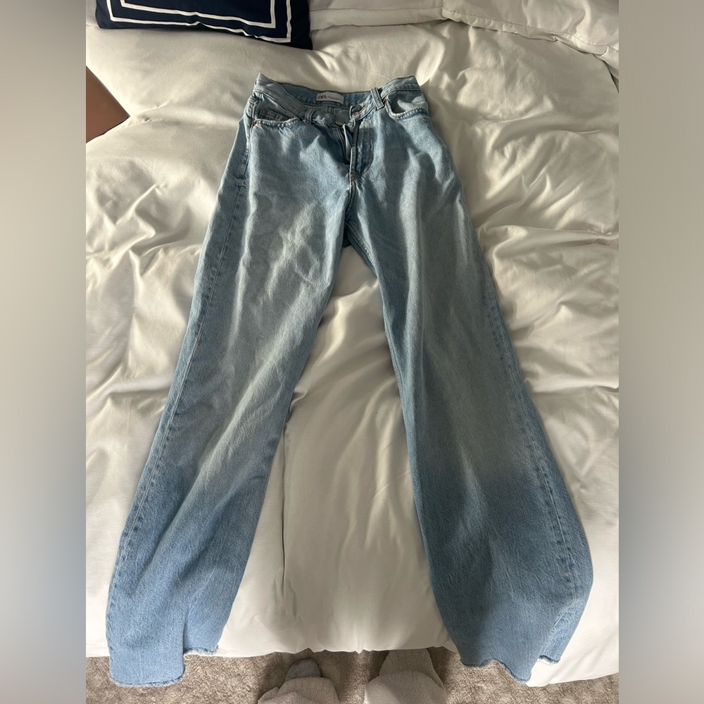 Zara lightwash wide leg jeans